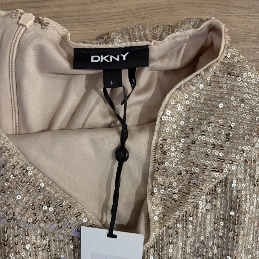 NWT DKNY Sequin Pencil Skirt - Picture 3 of 3